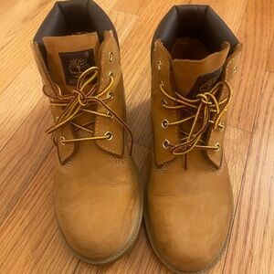 Kids timberland boots size 3